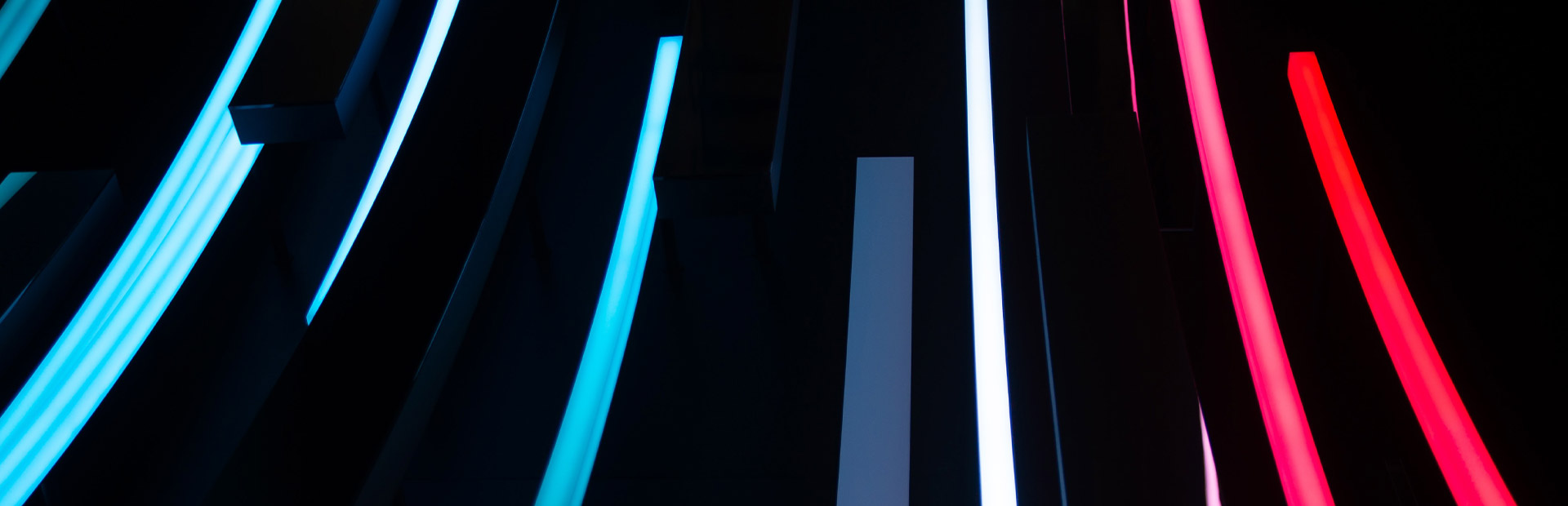 What is Data Quality? Data Management Best Practices & More 2 FotoInetum abstract18